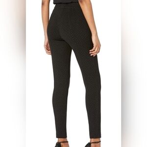 Anne Klein Black and White Pindot Pants Stretchy